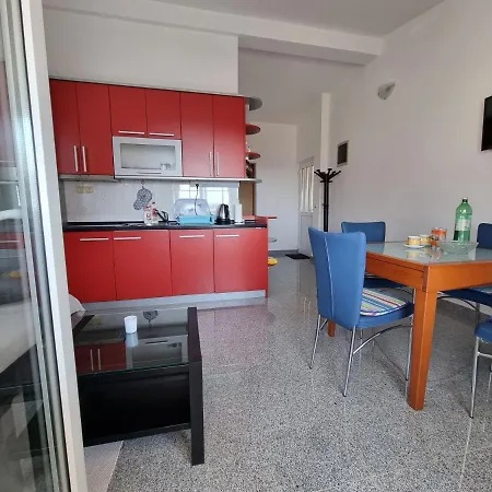 Apartment Daisy Novalja Exterior photo